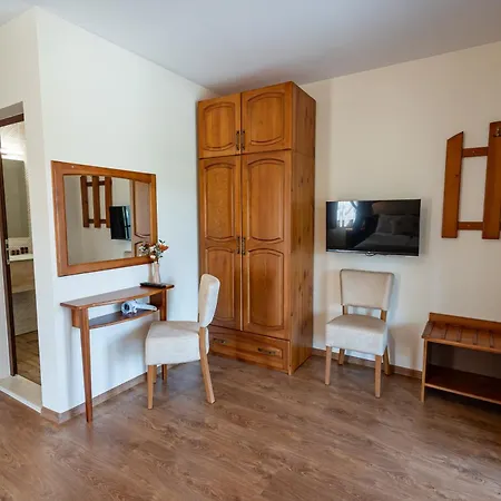 бащината стряха Resort *